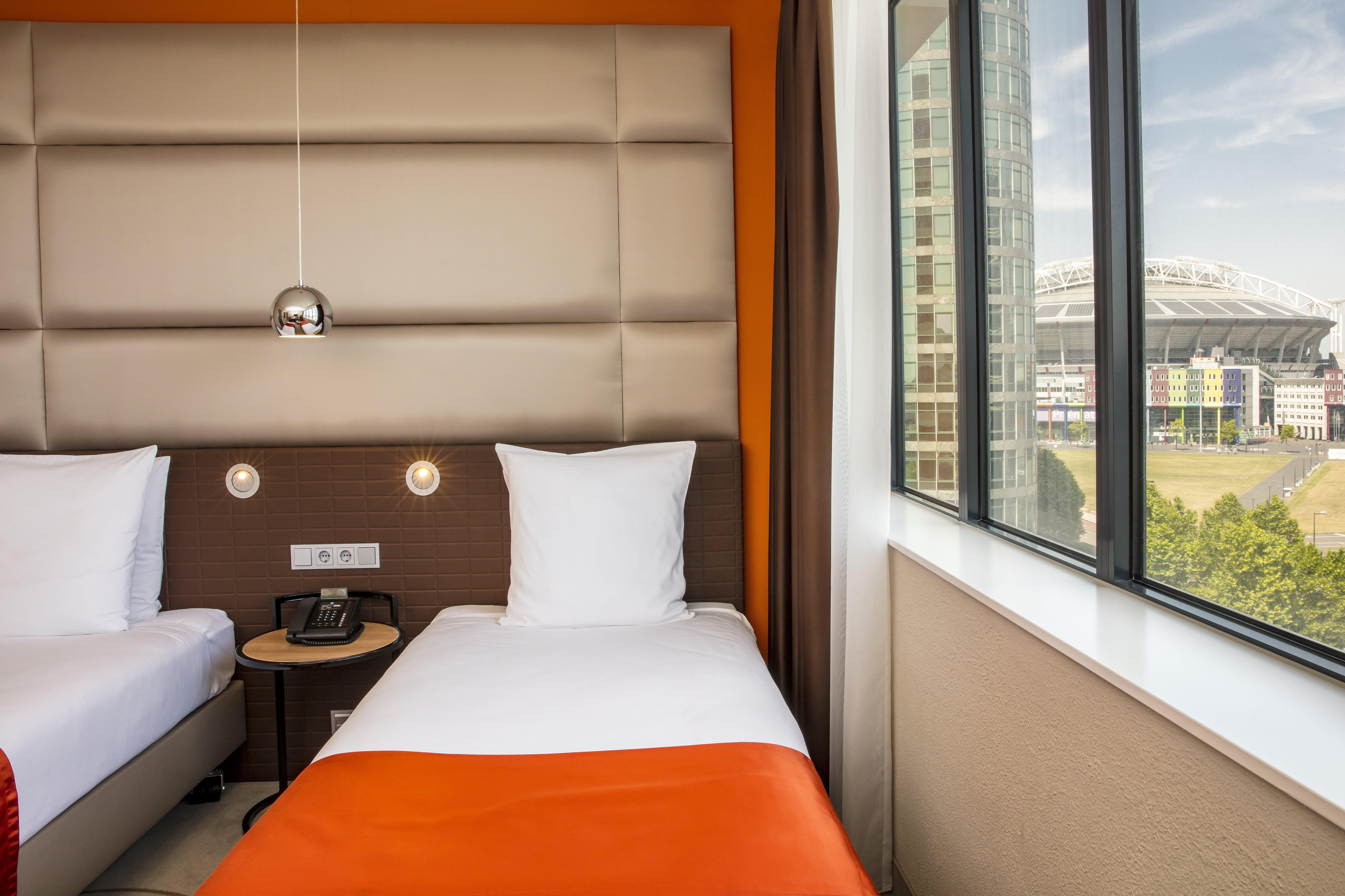Holiday Inn Amsterdam - Arena Towers By Ihg Ngoại thất bức ảnh